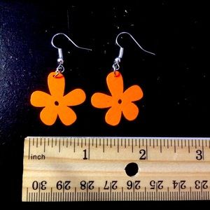 Orange flower 🌸🌼 wooden earrings
